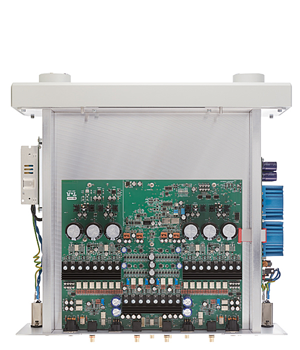 SDV 3100 HV Reference Streaming DAC Preamp